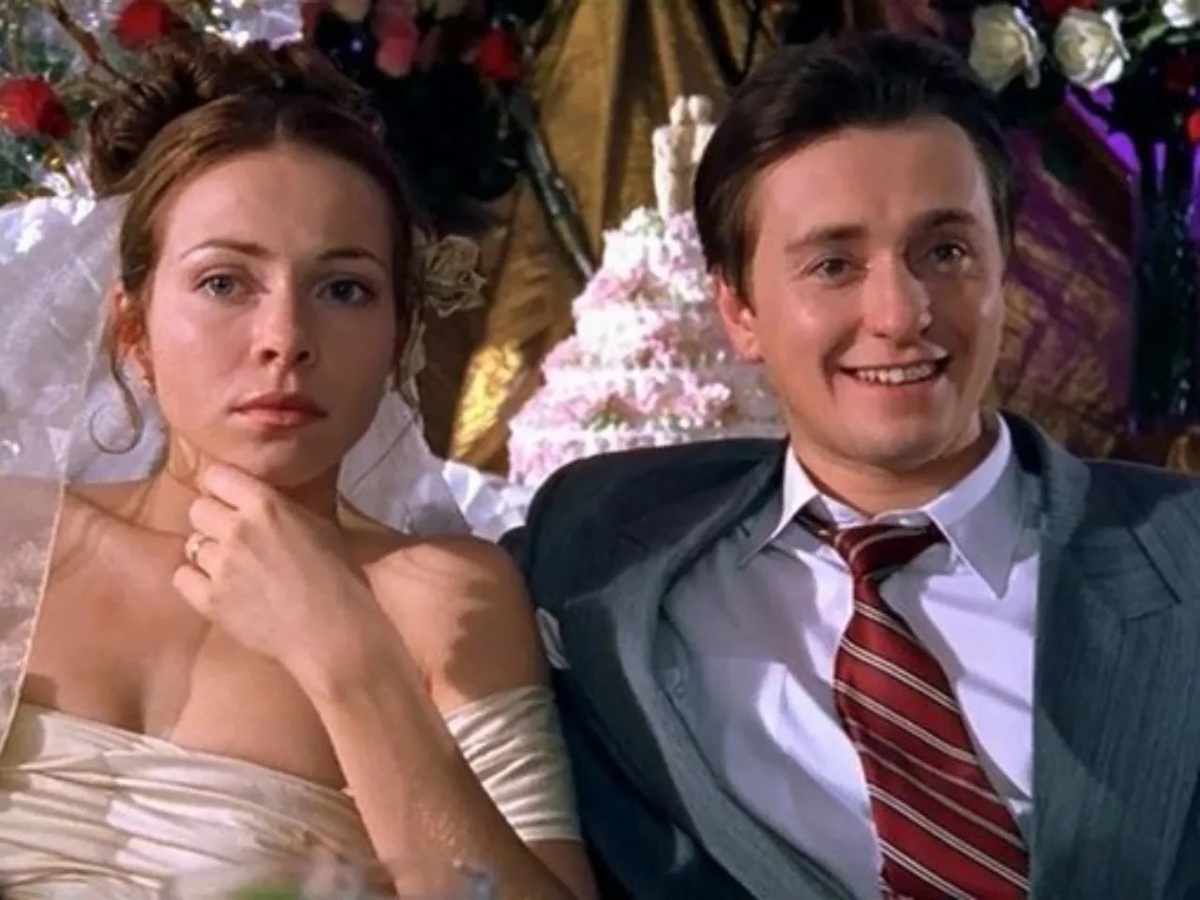 Екатерина Гусева и Сергей Безруков кадр из сериала «Бригада»