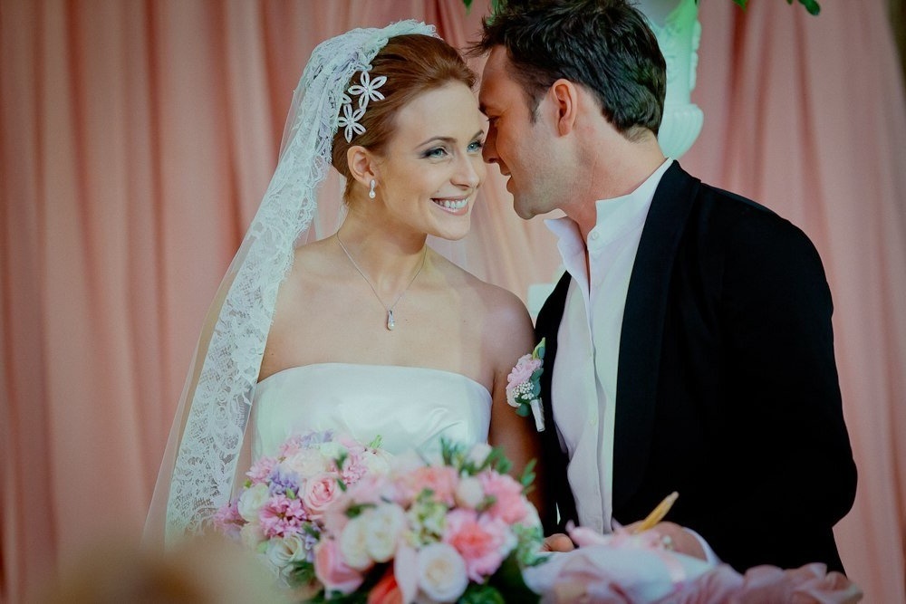 Анна Снаткина и Виктор Васильев кадр со свадебной церемонии