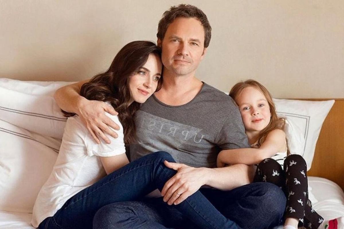 Анна Снаткина, Виктор Васильев и дочь Вероника