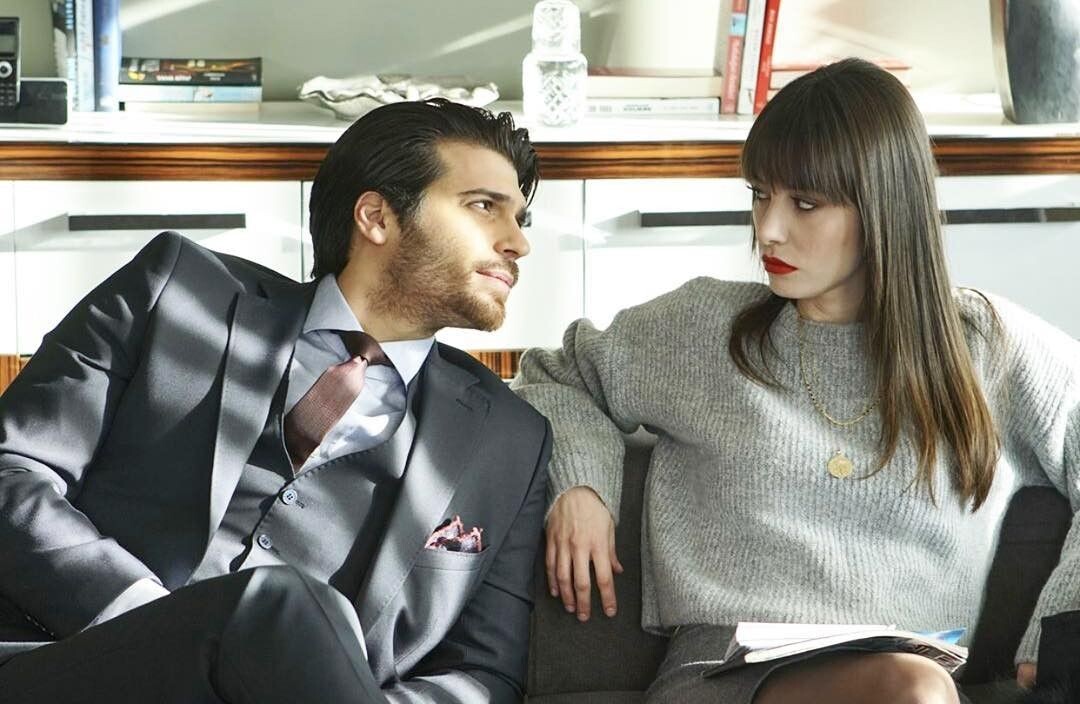 кадр из турецкого сериала "Полнолуние", яндекс фото