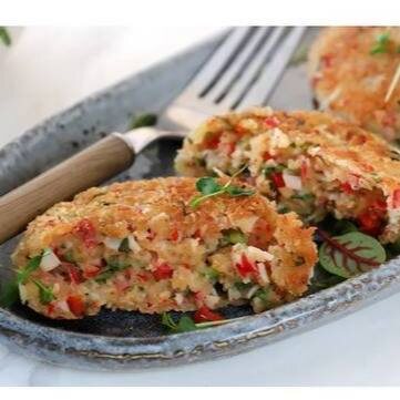 Котлетки из кабачков и крабовых палочек 