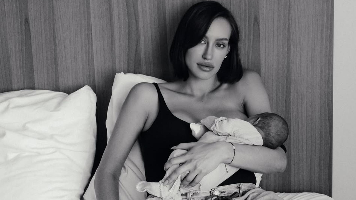    Валентина Иванова с дочерью. Фото: Инстаграм @halfbloodval (запрещён в РФ)