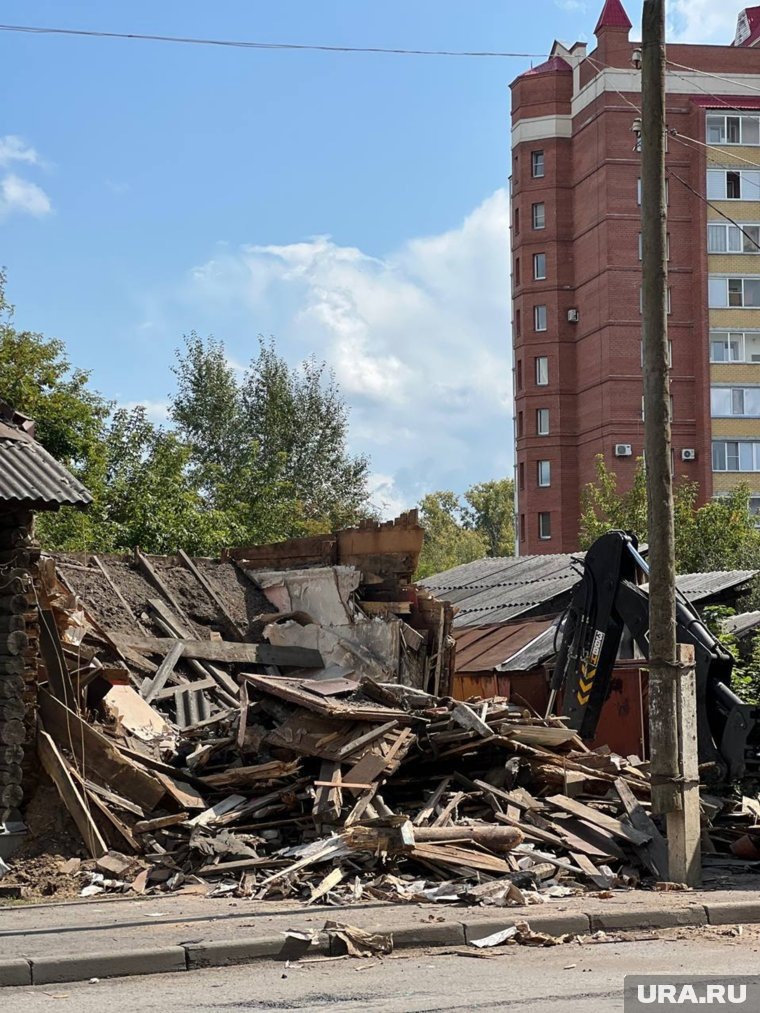 Развалины дома на въезде в Шевелевку
Фото:Дарья Морковских