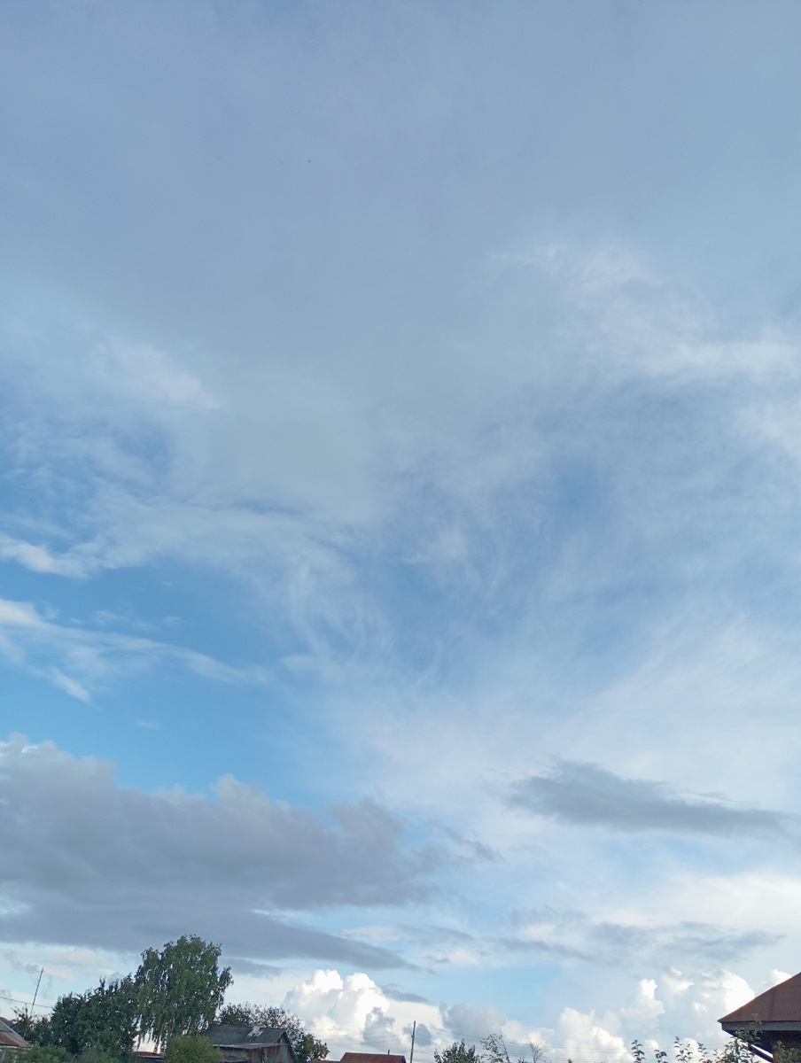 Небо на даче какое-то другое