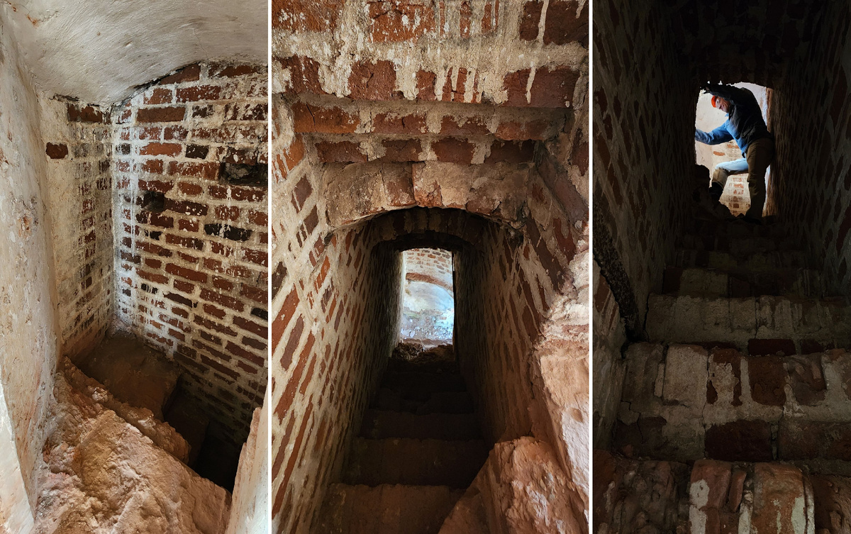 Раскрытая внутристенная лестница в колокольне храма-маяка