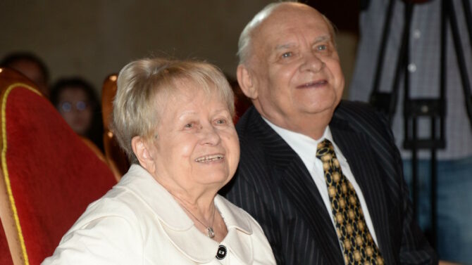    Александра Пахмутова и Николай Добронравов