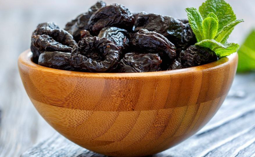 Чернослив: в чем польза и вред? Секреты выбора, хранения и употребления.