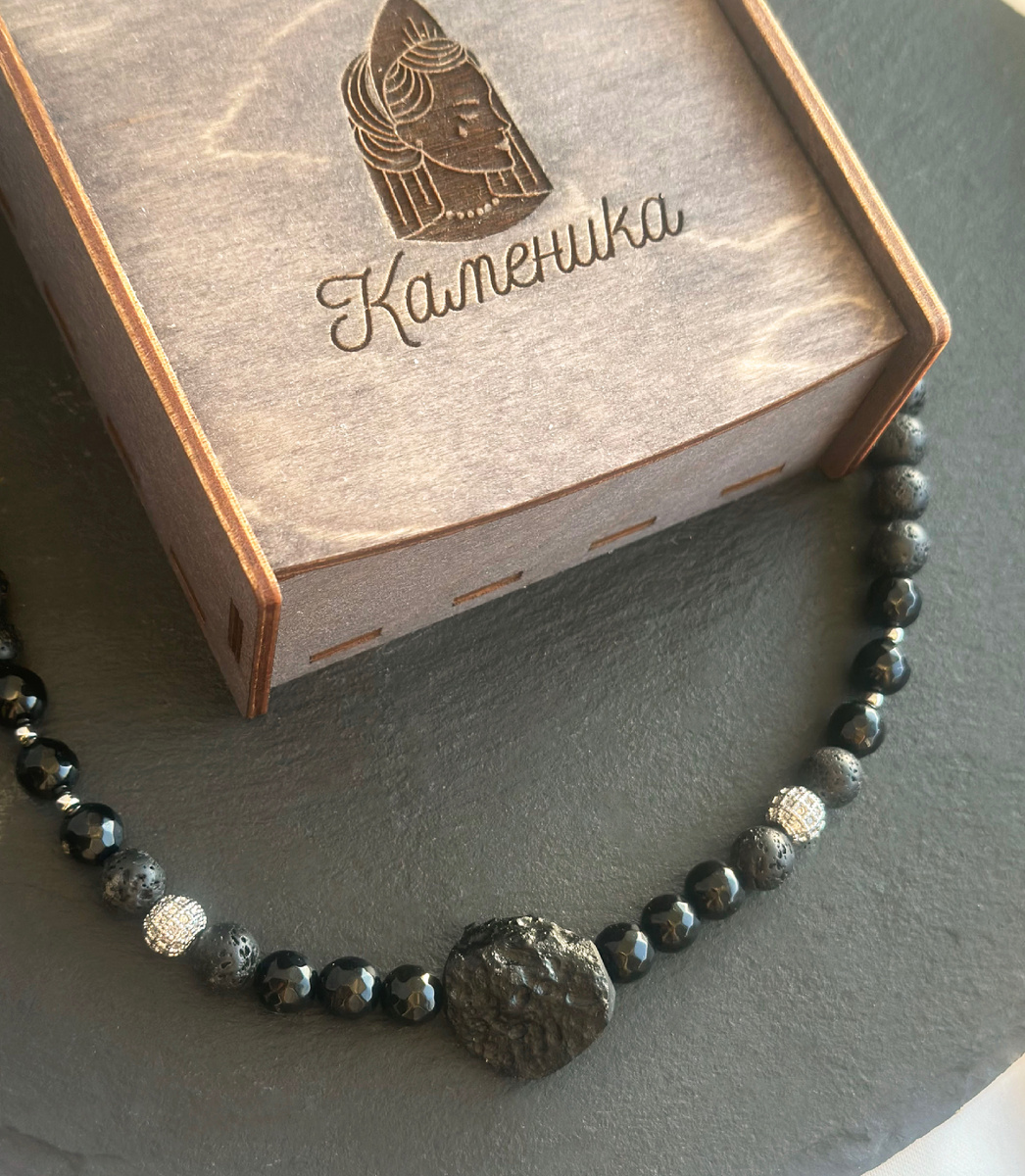 Колье с тектитом