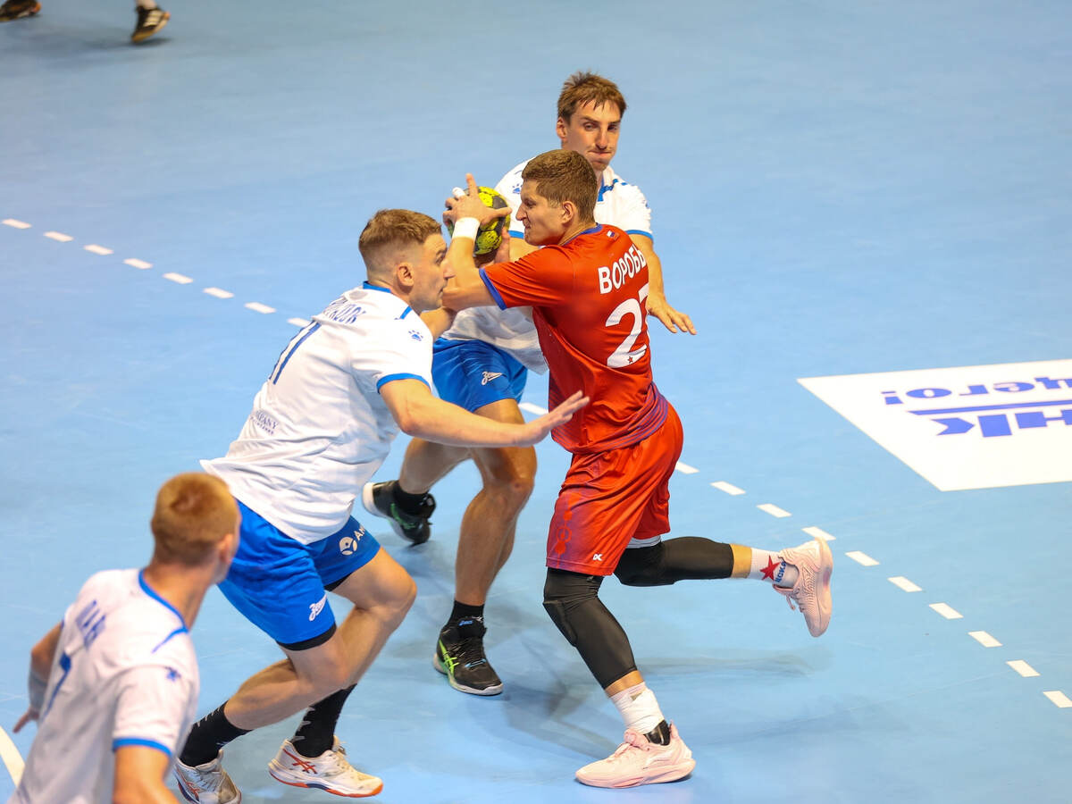    Валентин Воробьёв против обороны "Зенита"