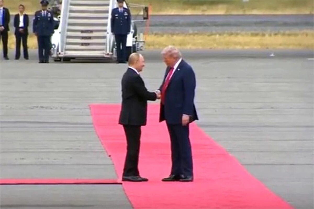    Путин: переговоры на Аляске приближают к нужным решениям