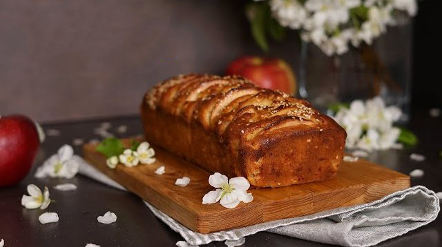 Яблочные сезон: 3 ароматных рецепта к Яблочному Спасу