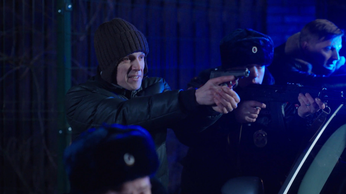 КАдр из сеириала "Следопыт" 