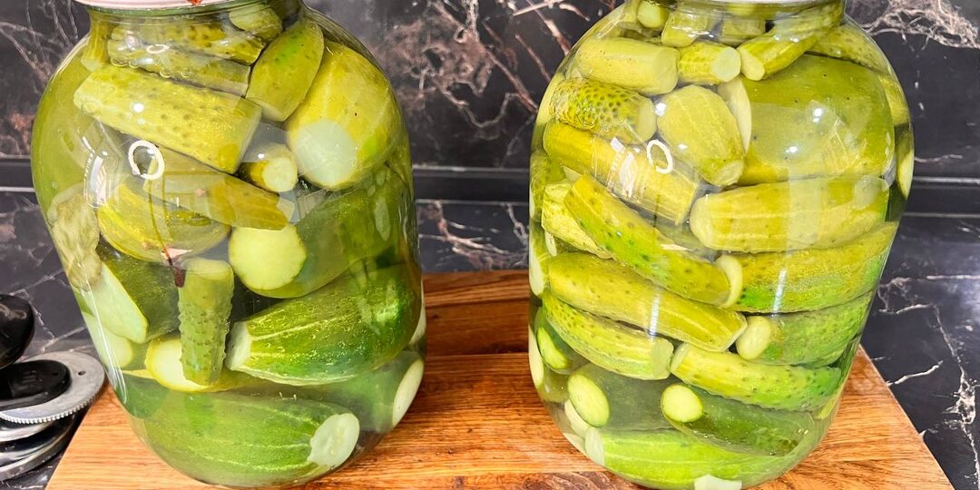 Рецепт консервирования огурцов в трехлитровых банках