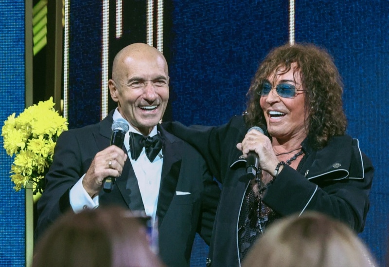 Из открытых источников в интернете. Игорь Крутой и Валерий Леонтьев.