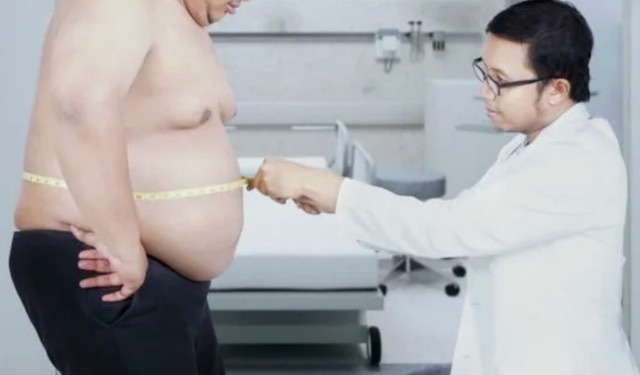 С увеличением веса мужчины у него падает количество сперматозоидов.