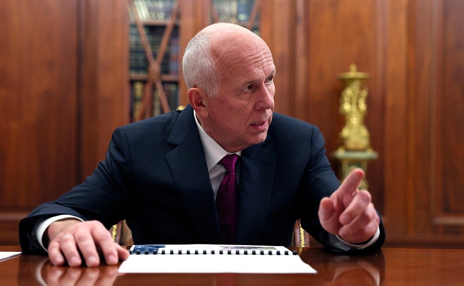    Глава госкорпорации «Ростех» Сергей Чемезов. Фото: пресс-служба Кремля