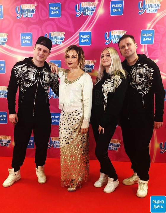 Подтанцовка Татьяны Булановой — фото из открытых источников