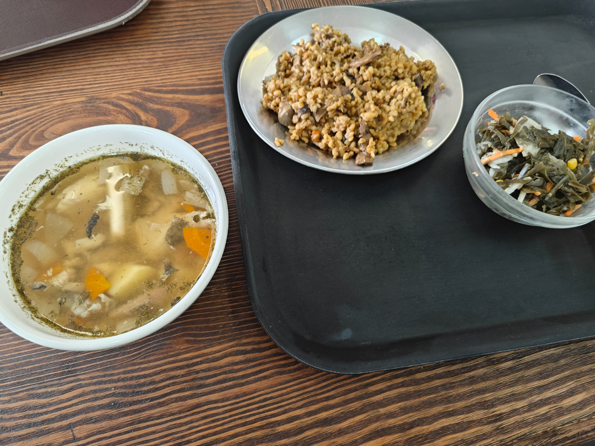 Монастырская трапезная. 