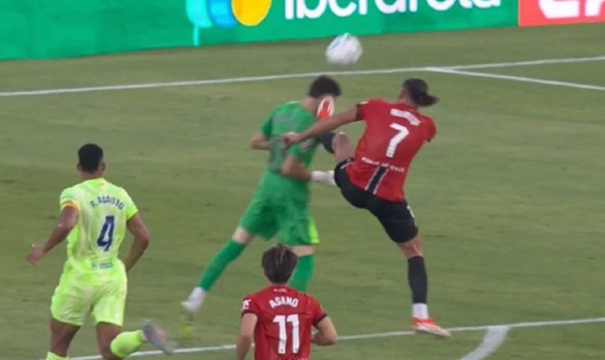 Фол Ведата Мурики смотрелся жутко. Фото: соцсети