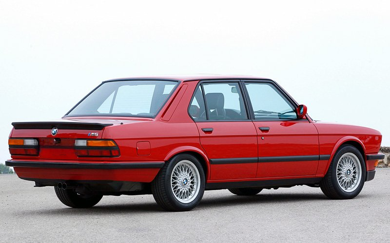 BMW M5 E28