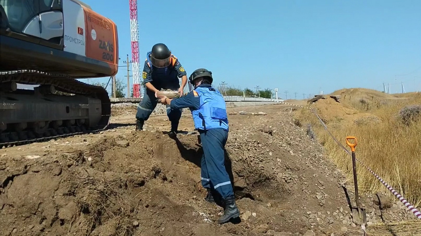    Фото: Telegram/ГУ МЧС России по Республике Крым/crimea_mchs; 5-tv.ru