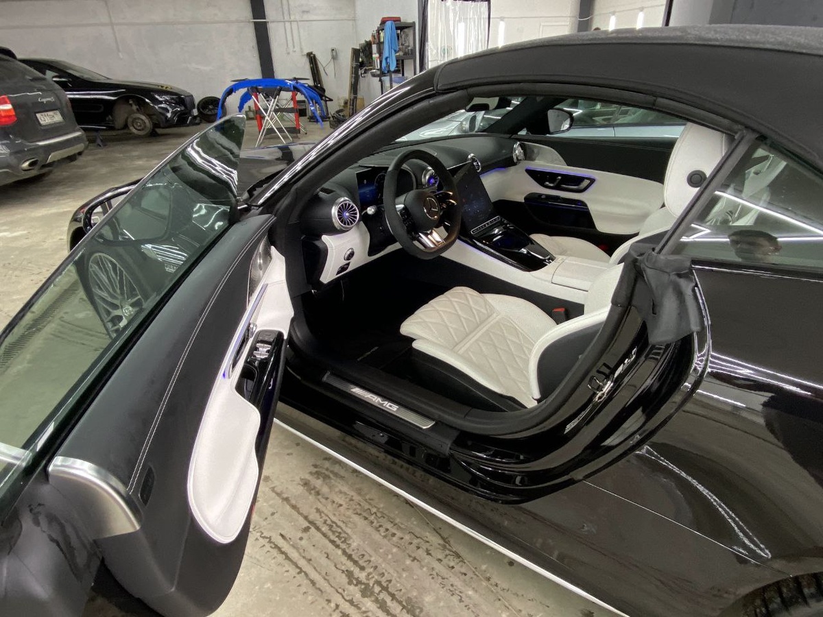 После диагностики и ремонта Ваш автомобиль приведут в порядок в отделе детейлинга.