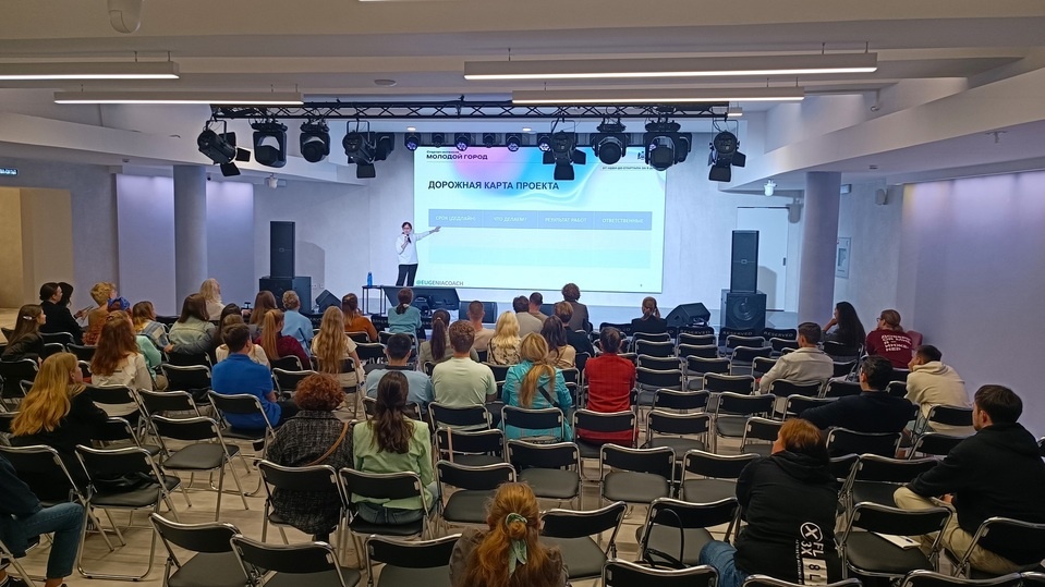     Вместо кинозала сделали зал для лекций без дверей. Фото: Николай Курилов / МК-Урал.