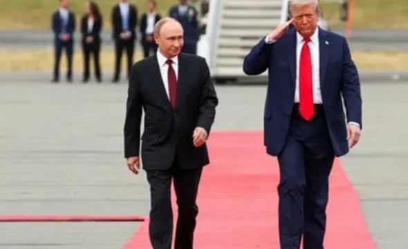 Прошли по красной дорожке...