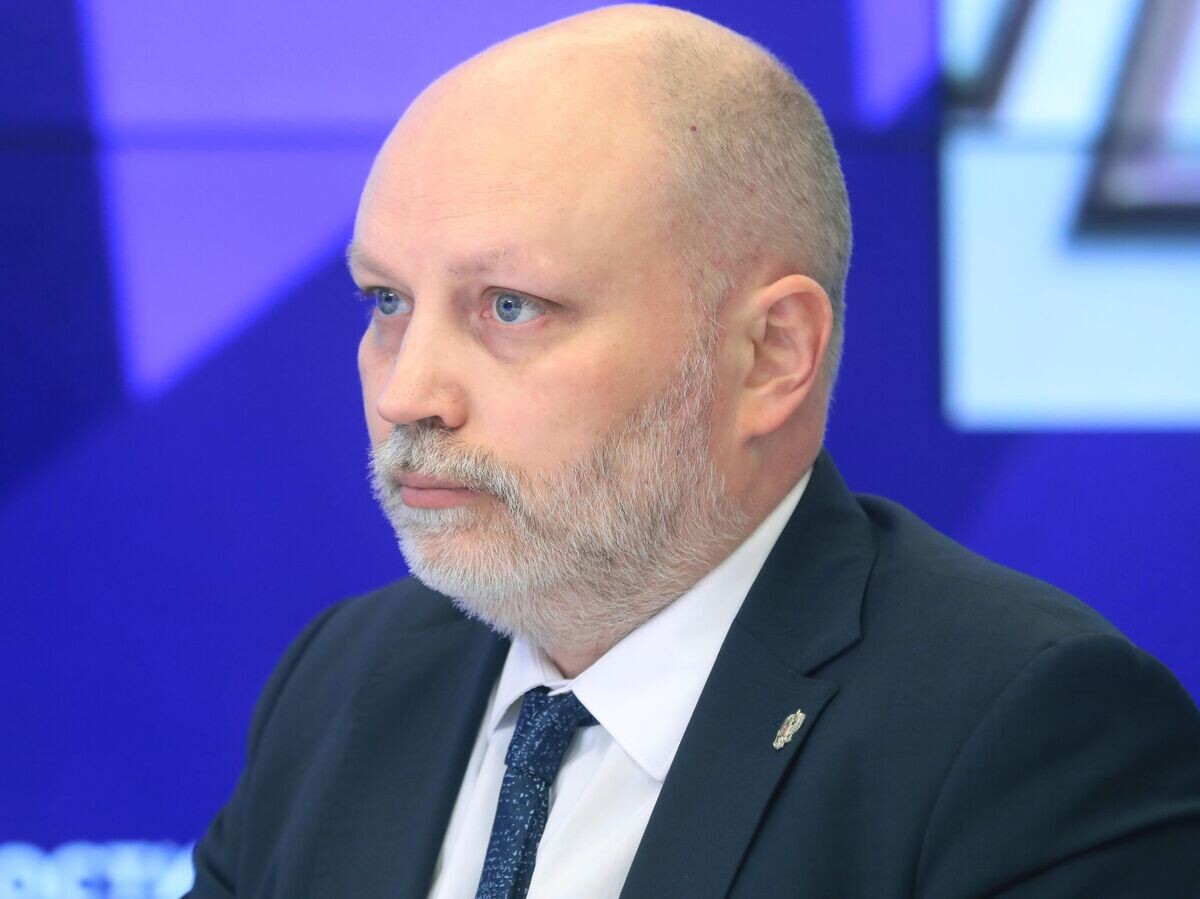    Председатель Комиссии ОП России по защите суверенитета, патриотическим проектам и вопросам ветеранов, сопредседатель Координационного совета по интеграции новых регионов Владимир Рогов© РИА Новости / Виталий Белоусов