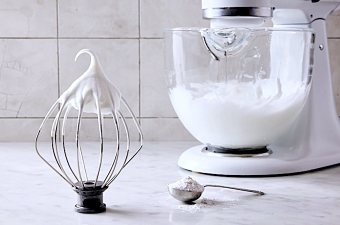 Как используется cream of tartar в выпечке?
