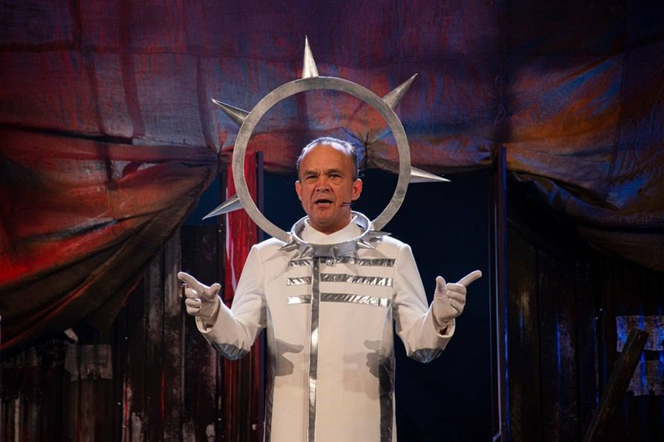    Молодежный театр Донецка готовит премьеру нового спектакля. Фото: Минкультуры ДНР