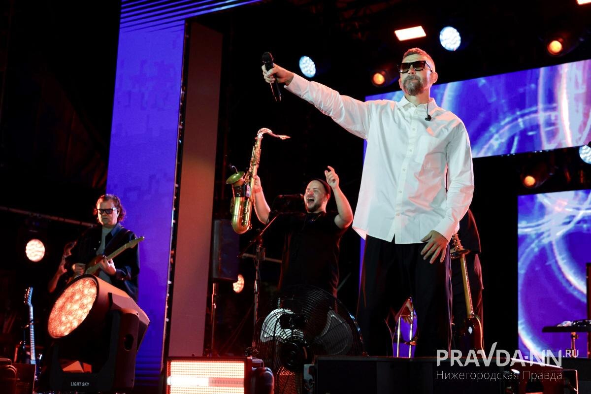    Концерт состоялся на главной сцене на площади Минина и Пожарского