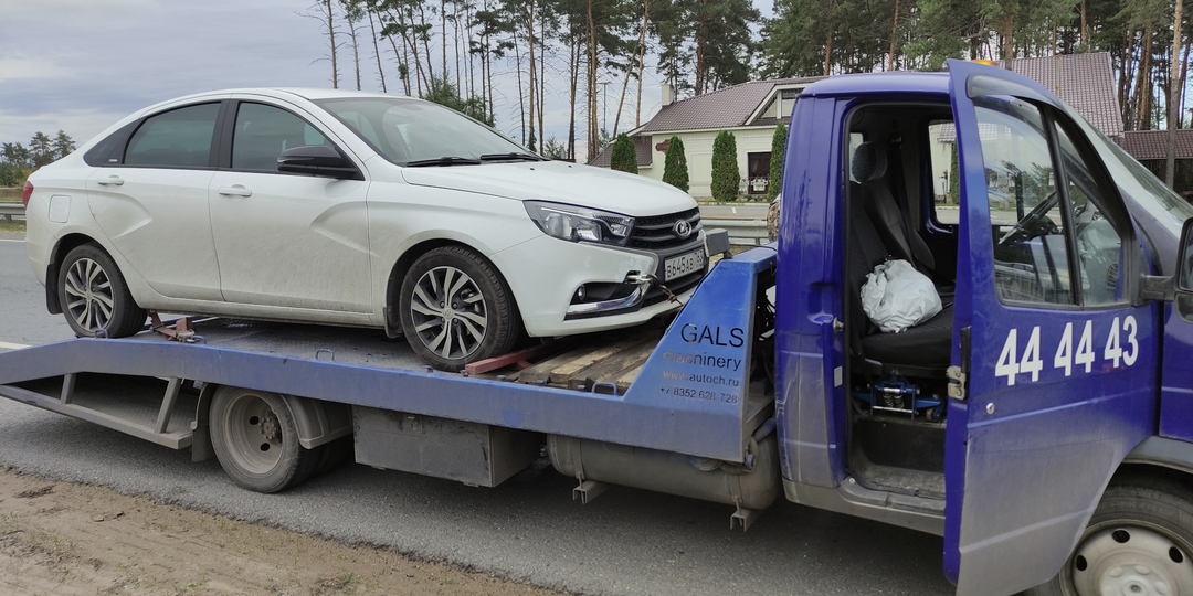 «АвтоВАЗ знал?»: у Lada Vesta клинит руль — уже шквал жалоб в Росстандарт. Начнётся ли отзыв по России или так забудется?