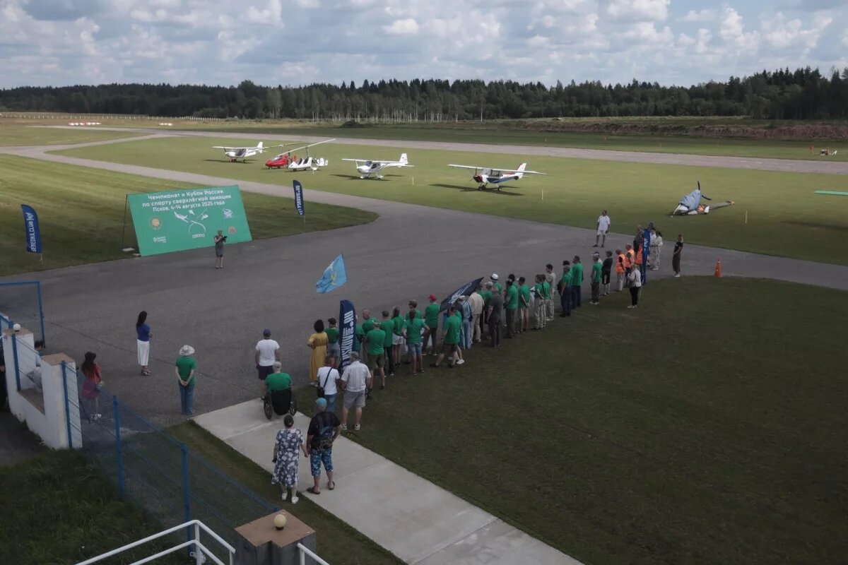    Псковичи стали абсолютными чемпионами по сверхлегкой авиации