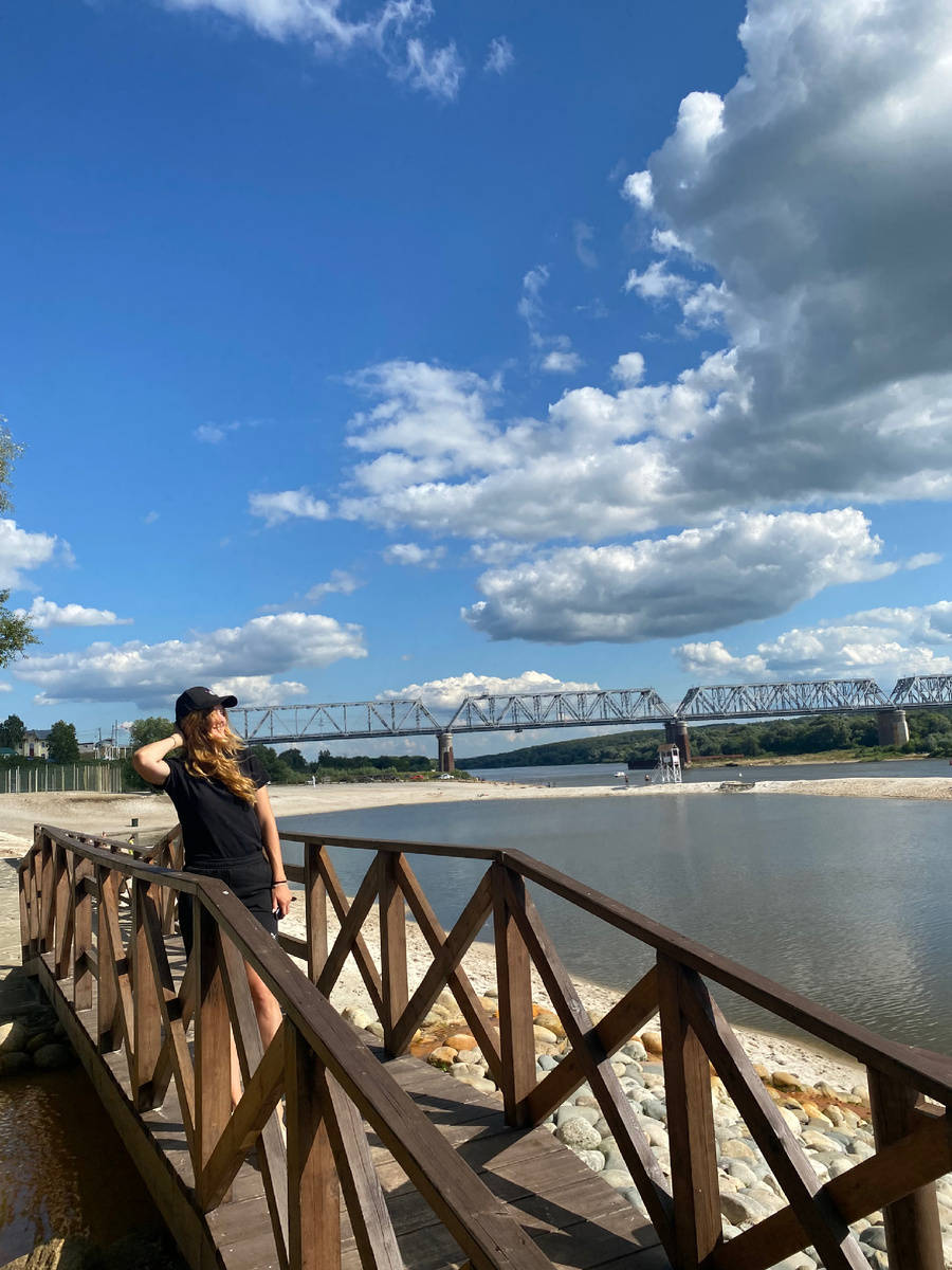 Мостик через водопад 