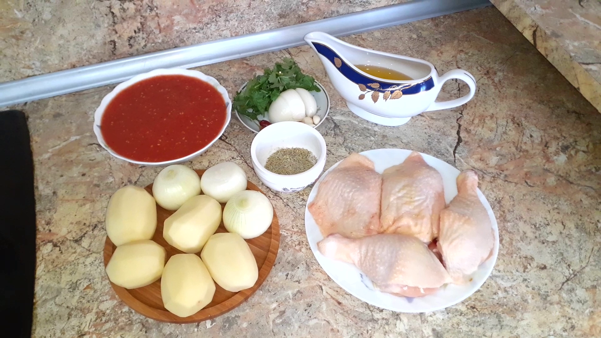 Уважаемые зрители рецепт вкусного ужина уже ждет вас на канале.