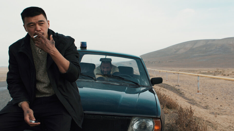 сюжет фильма черный черный человек