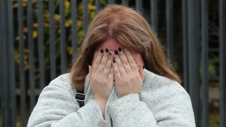 Сорвала джекпот в 357 миллионов, но "наверху" решили иначе: "Сунули 400 рублей". Выигрыш вывели в Европу?