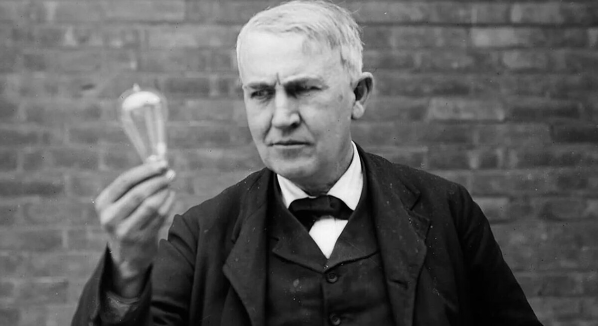    Томас эдисон виновен в том, что напряжение в электросети США составляет 110 В