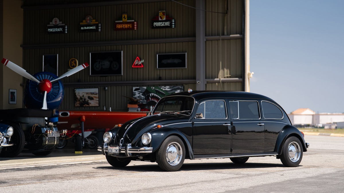 Volkswagen Beetle Limousine by Troutman-Barnes 1969 - 335 000 долларов