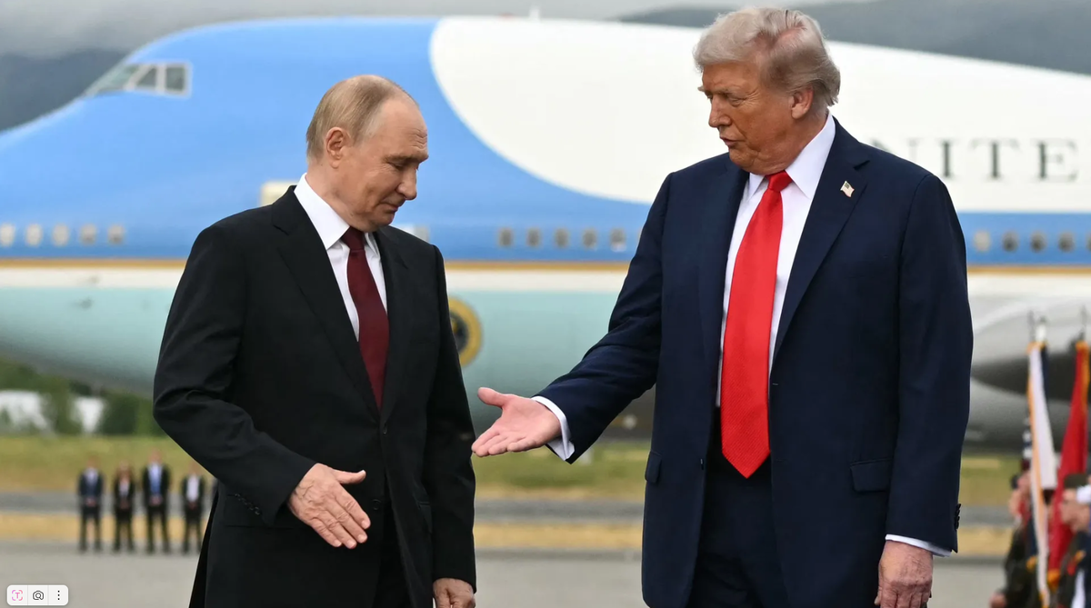 Трамп и Путин на саммите на Аляске
