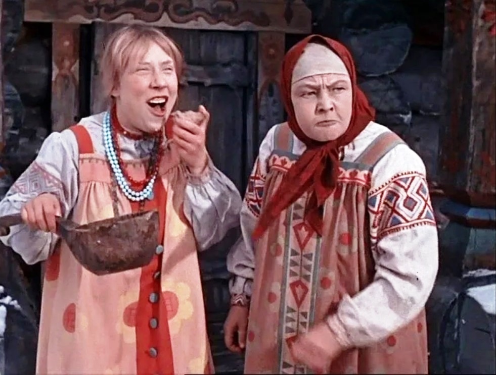 Скриншот автора фильма "Морозко" (1965). Извечная проблема отношения мачехи к неродным детям в сказках. Главное, чтобы в жизни было всё хорошо у родителей и неродных им детей.