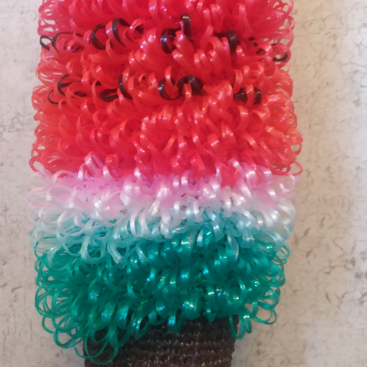 Половинка мочалки.