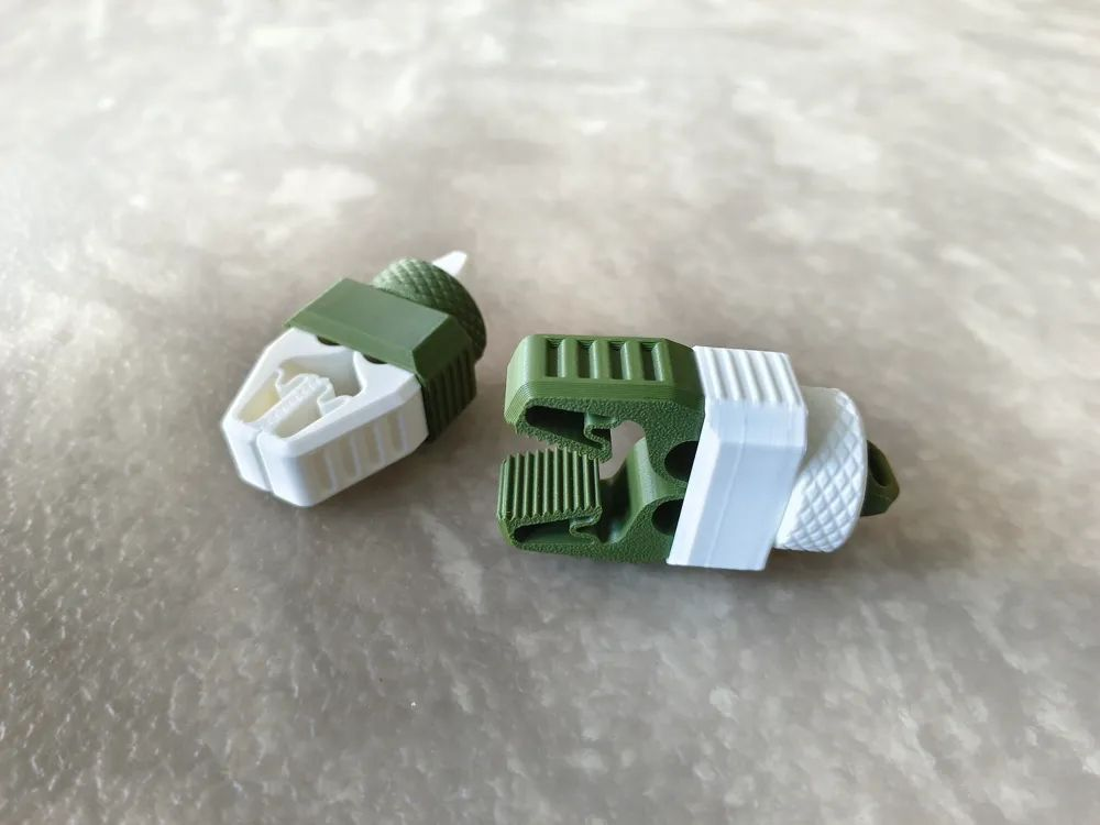 Пример зажимов из PETG-филамента. Источник: https://ru.pinterest.com/pin/535154368241885355/