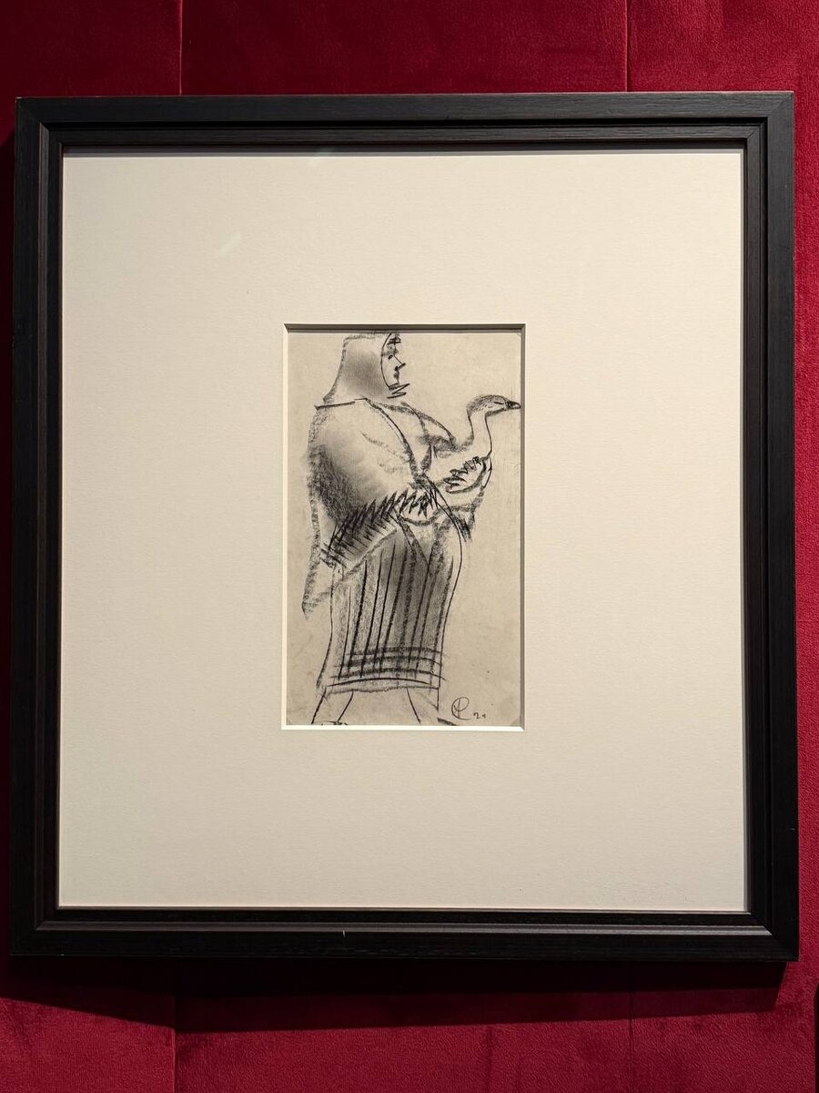 Антонина Софронова. Баба с гусем (1924). В книге Валентина Катаева "Алмазный мой венец" приводится очень интересная типология женщин советской столицы 20-х годов. Один из самых любопытных типов это "Первый день творенья": "Очень молоденькая, рано созревшая, малограмотная, с неразвитой речевой артикуляцией, испуганными глазами на толстом свекловично-багровом лице, каким-то образом, чаще всего случайно, очутившаяся в большом городе и показывающая прохожим листок бумаги, на котором каракулями написан адрес, который она разыскивает". Та самая "Девушка без адреса" из фильма Эльдара Рязанова.