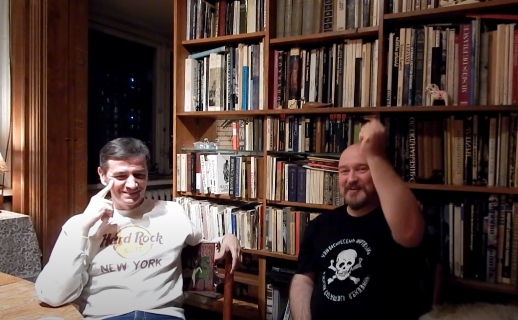 Алексей Марков и Александр Ионов (ОГОНЬ), октябрь 2020 года. Скриншот видео с ютуб-канала «Еноты в поисках упавшей звезды»