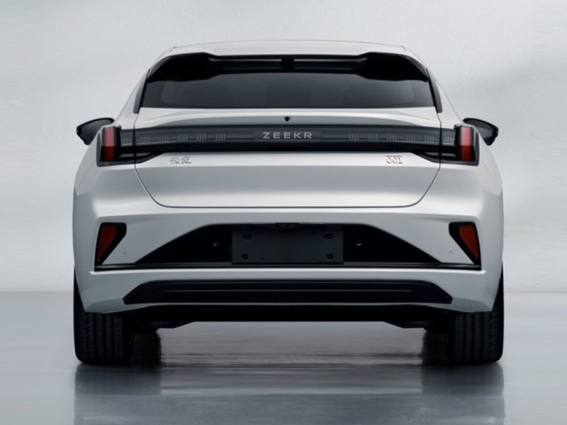    Электрический Zeekr 001 (2026) получит мощный апгрейд