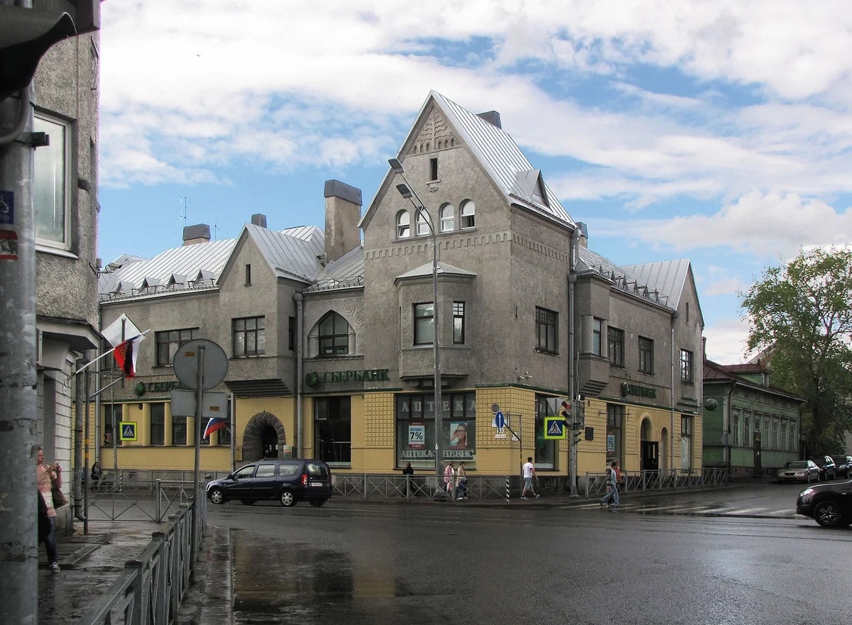 Дом Леандера