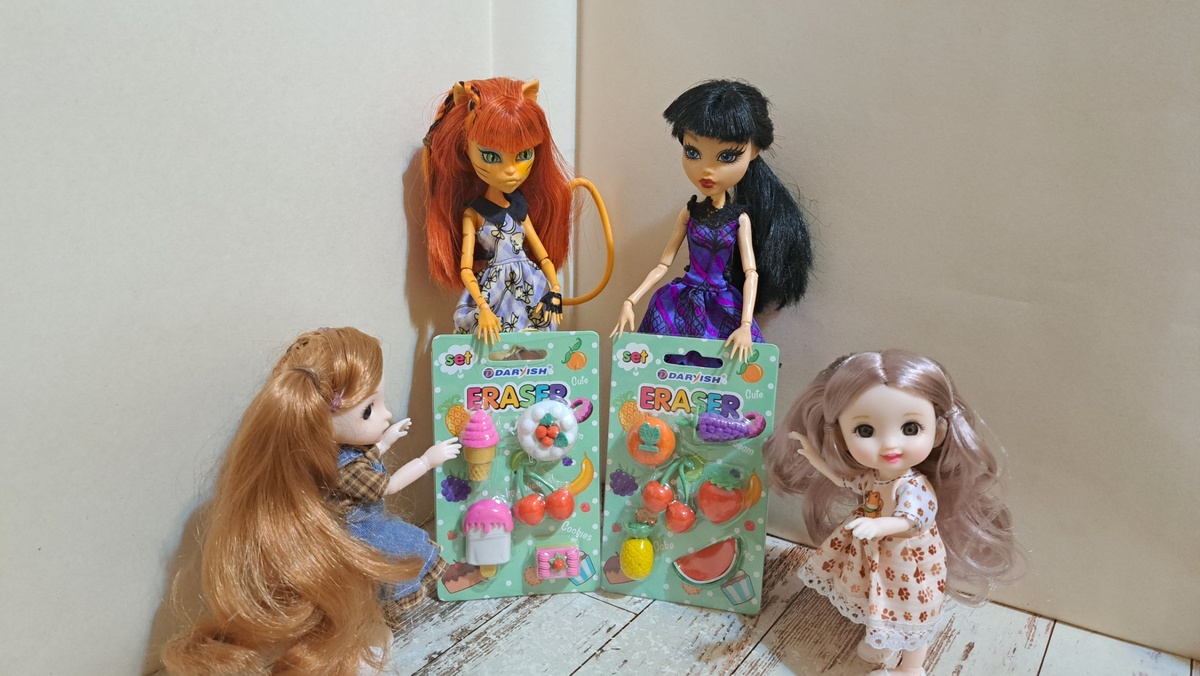 Ластики для игры и для обучения в школе.