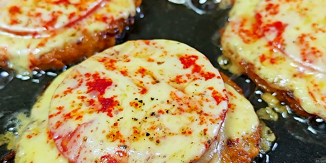 Картошку просто так не ем! Попробуйте, это вкусно! Лёгкий рецепт перекуса на сковороде